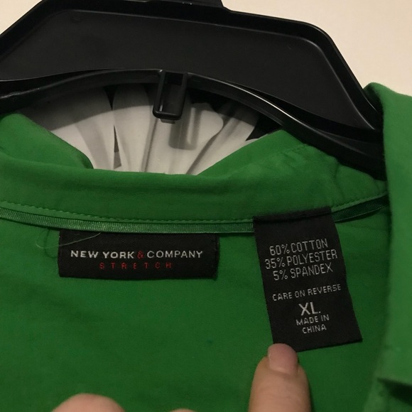 Green button down - Picture 2 of 3